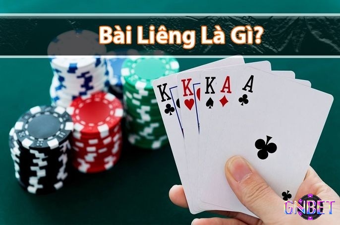 Cách chơi bài liêng khác với xì tố ở số lượng lá bài được chia và độ mạnh yếu của lá bài