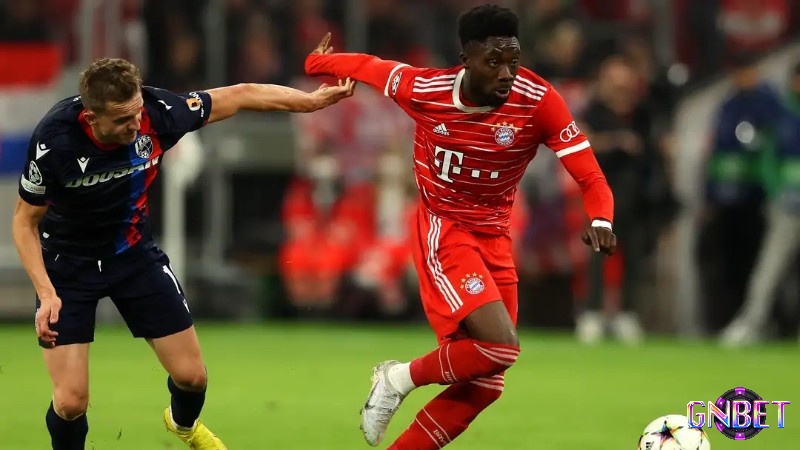 Alphonso Davies là một hậu vệ cánh sở hữu tốc độ đáng gờm