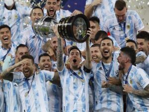 Hậu vệ hay nhất Copa America là những ai? Ai xứng đáng