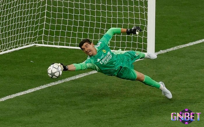 Thibaut Courtois là một trong những người hùng gác đền tại World Cup