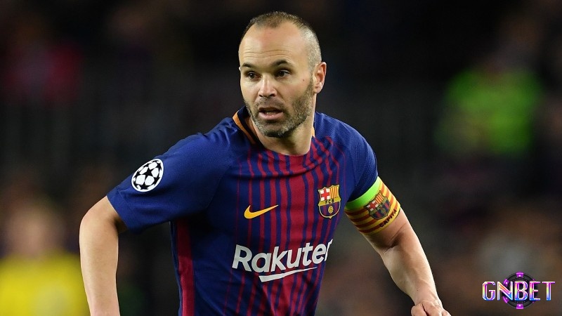 Cầu thủ đầy tài năng, tiền vệ hay nhất Euro - Andrés Iniesta