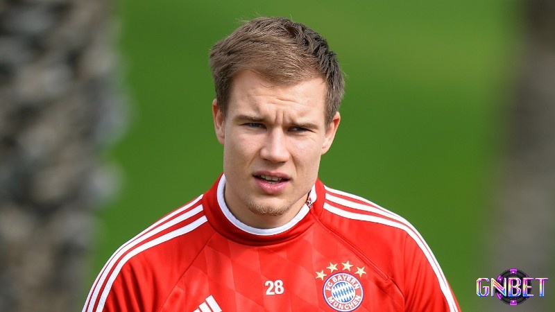 Holger Badstuber sở hữu kỹ thuật cá nhân, khả năng phòng ngự tốt