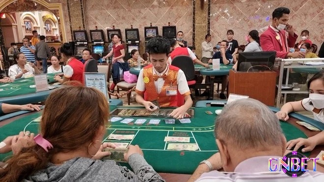 Một trong những yếu tố làm nên sự khác biệt của Mộc Bài casino là nhân viên chuyên nghiệp