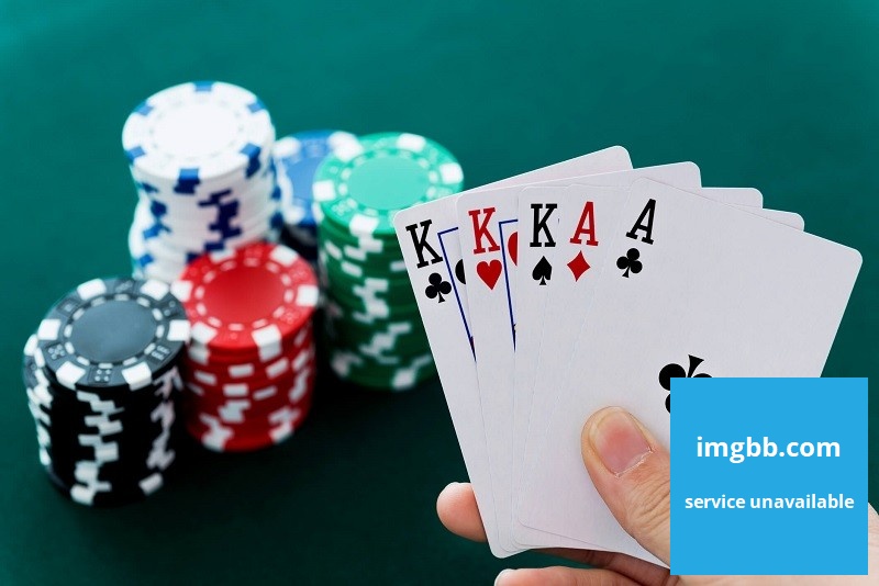 Thứ tự poker đóng vai trò như thế nào trong mỗi ván bài